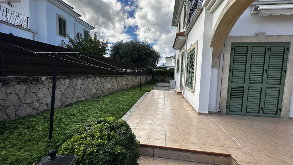 Premium Realty Cyprus 3+1 Fully Furnished Villa with Sea View and Pool in Kyrenia, Ozanköy